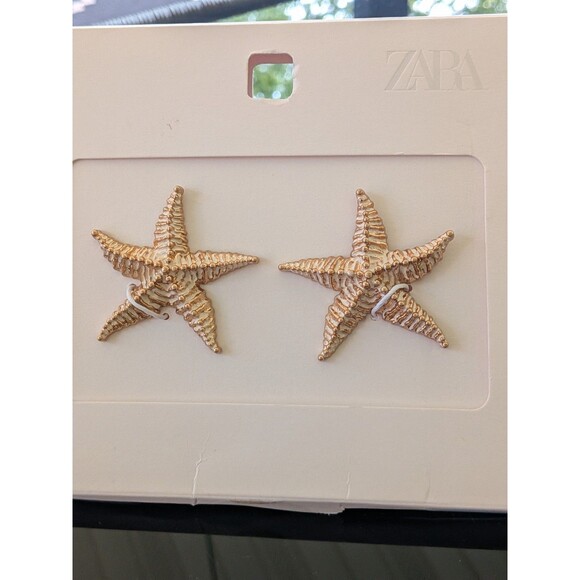 ZARA Earrings Woman NWT Textured Starfish Golden Enameled Metal Beach Resortwear - Picture 1 of 7